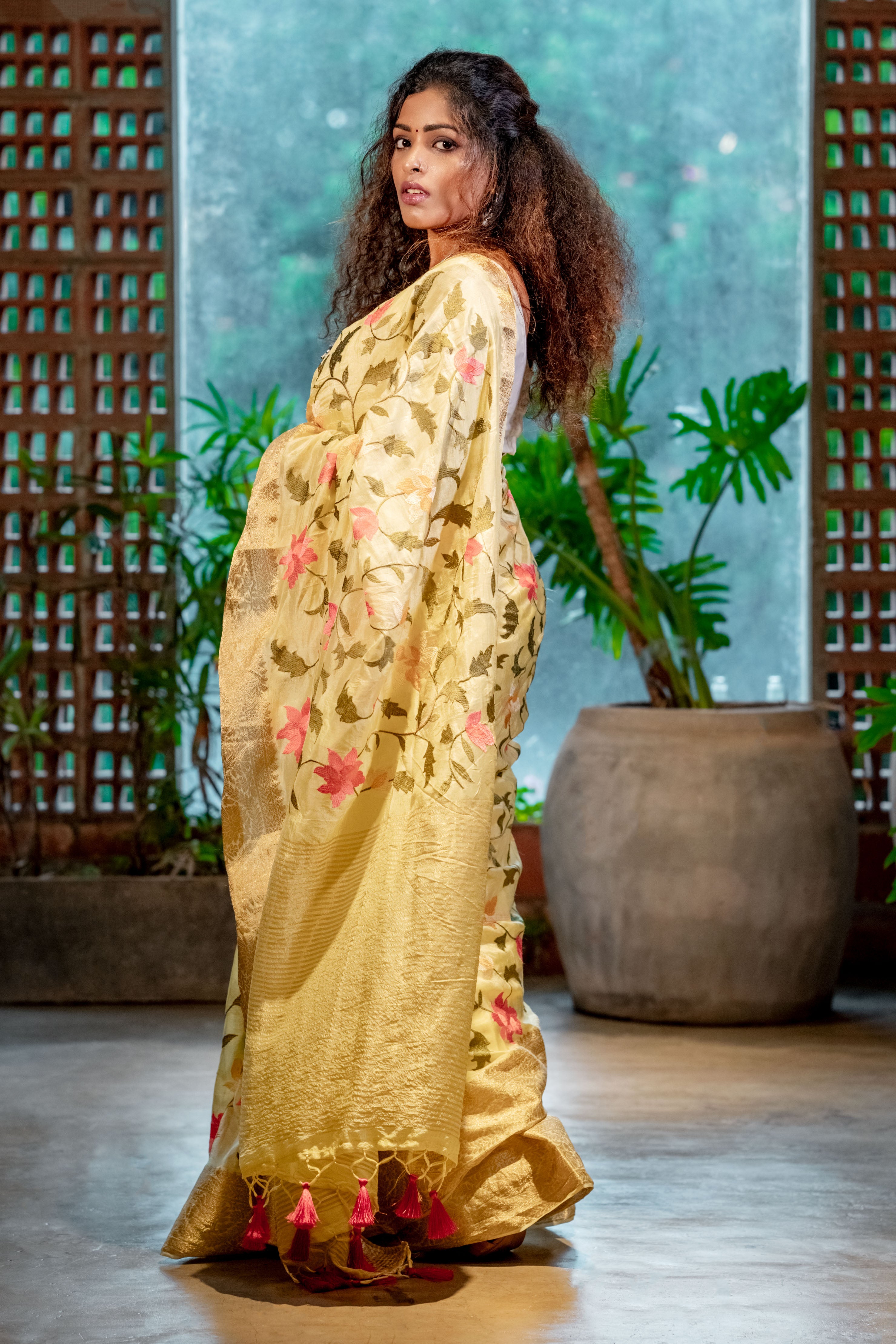 Premium Threadwork Saree